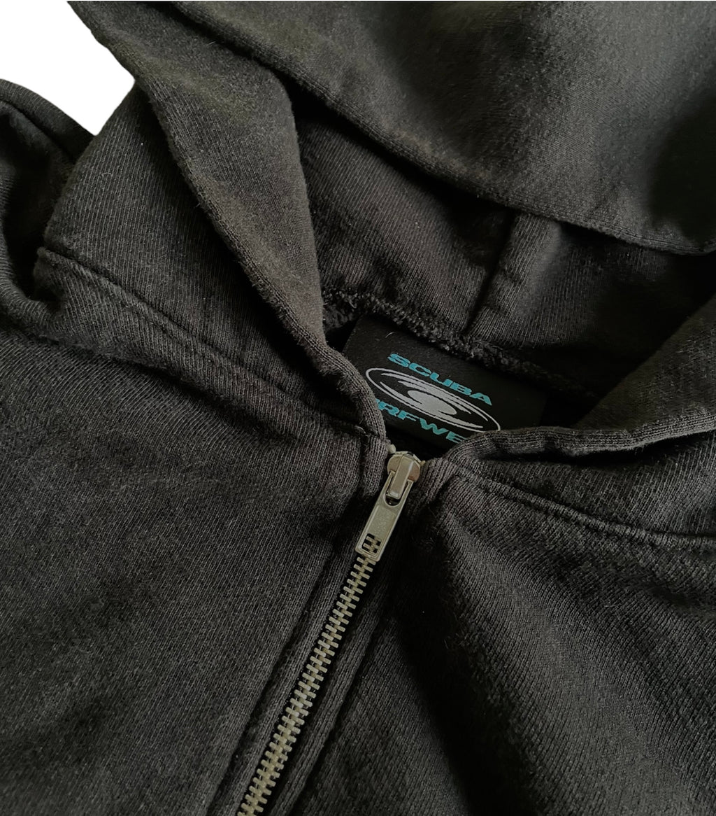 the v1 zip-up black